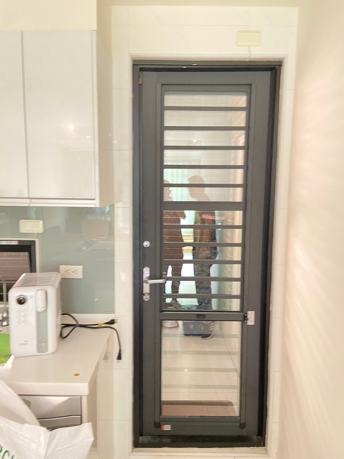 1767959557_通風門_清展_3片式_牙白色 (28).jpg